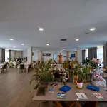 Acros Resort